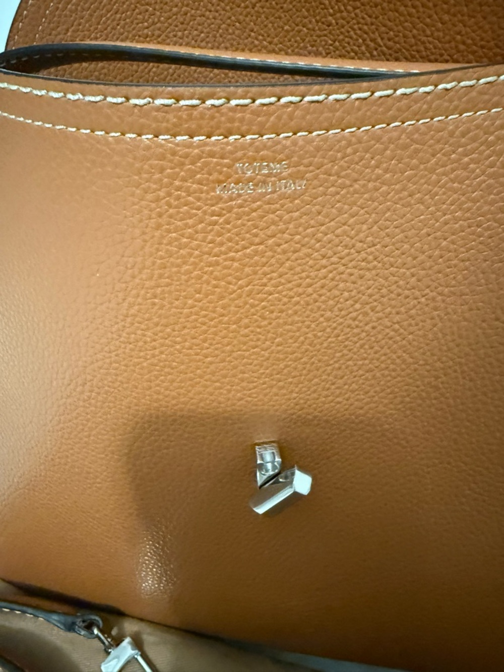 Toteme tan Pebbled Leather Shoulder Bag - Picture 9 of 16